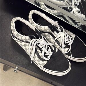 Vans Men’s Black and White Checkered Sneakers